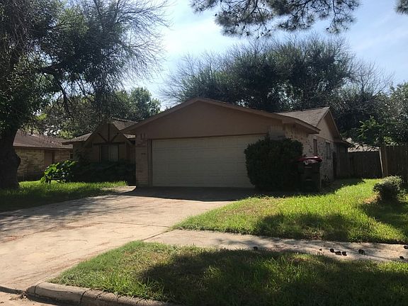 2nd image of 7323 Breccia Dr