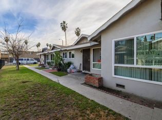 219 W Guinida Ln, Anaheim, CA 92805