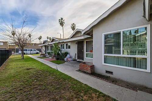 219 W Guinida Ln Photo 1