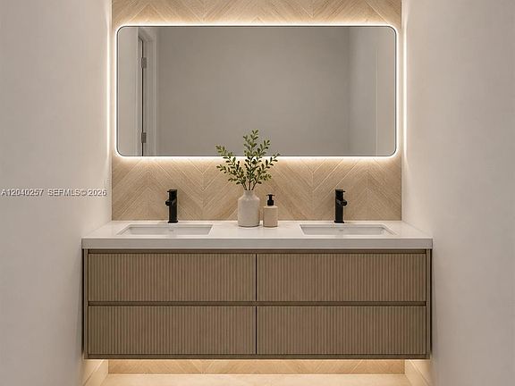 5th image of 53 NE 60th St