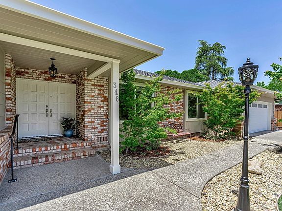 4th image of 346 Niblick Way