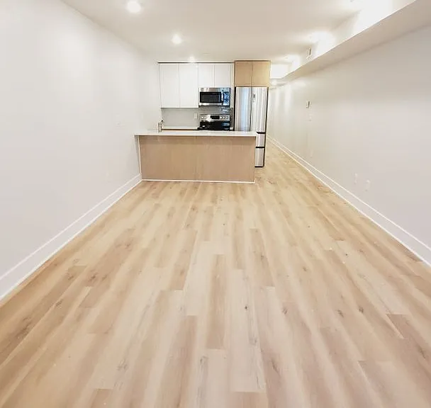 3852 W Girard Ave — Photo 7