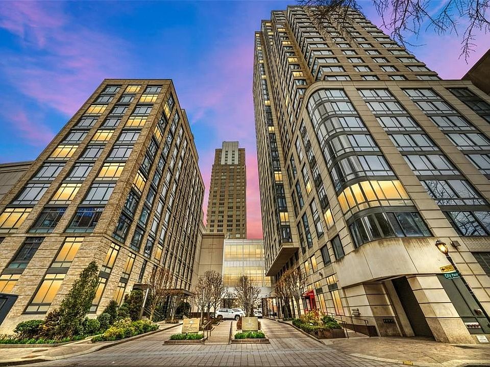 1st image of 10 City Place #26F