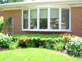 204 S Donald Ave, Arlington Heights, IL 60004