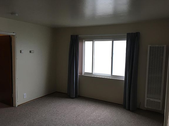 4th image of 922 Academy Ave APT 2