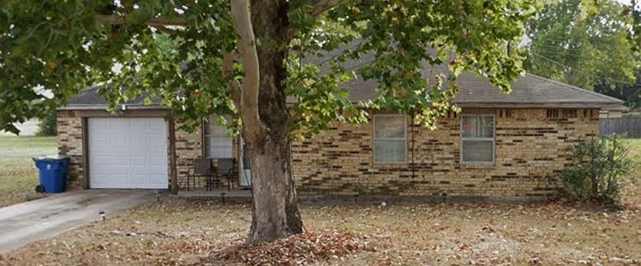 1st image of 119 Pine Meadows Cir