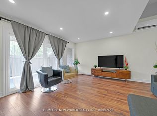 38 Springfair Ave, Aurora, ON L4G3M2