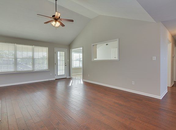 5th image of 4479 Country Glen Cir