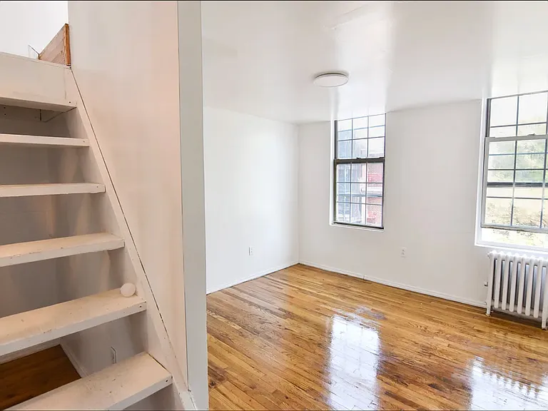 429 Humboldt St #3 — Photo 6