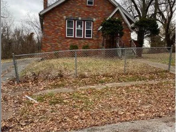 2134 Rose Bud Ave, Saint Louis, MO 63121