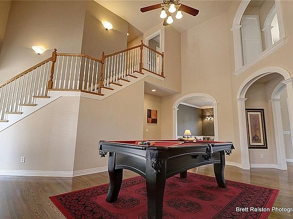 3rd image of 2547 N Middleton Way