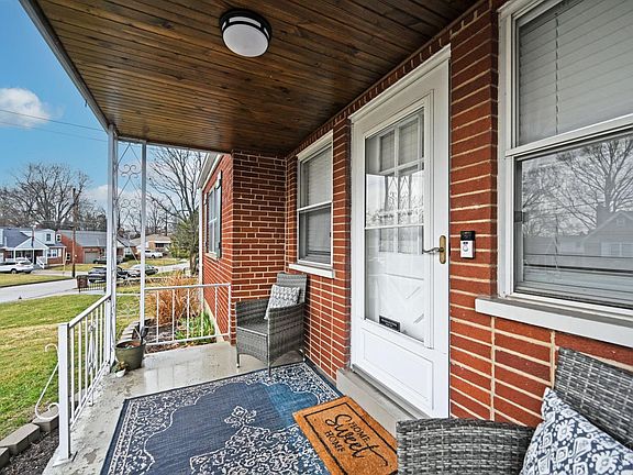 3rd image of 4442 Homelawn Ave