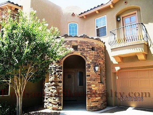 4th image of 9101 Desert Ct NE