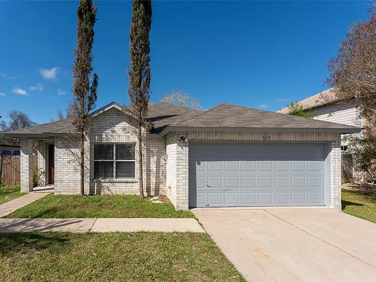 315 E Bello Dr — Photo 1