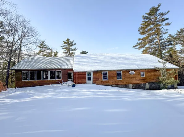 41 Thomas Road, Monson, ME 04464