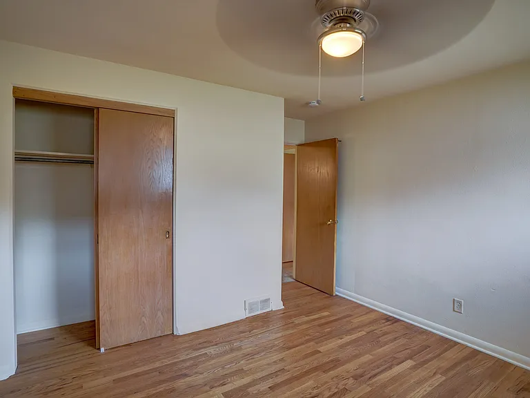 410 Berwyn Dr #2 — Photo 11