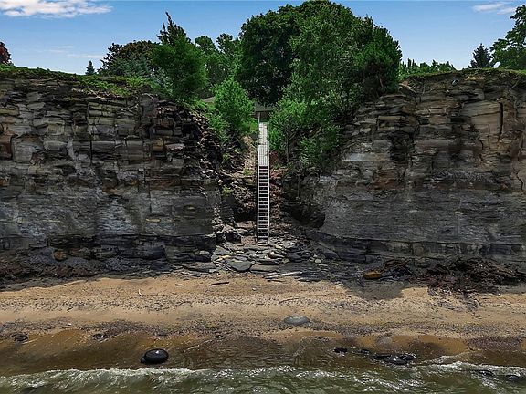 5th image of 7110 Lake Shore Rd