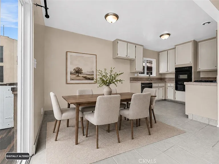217 N Juanita Ave #B — Photo 6