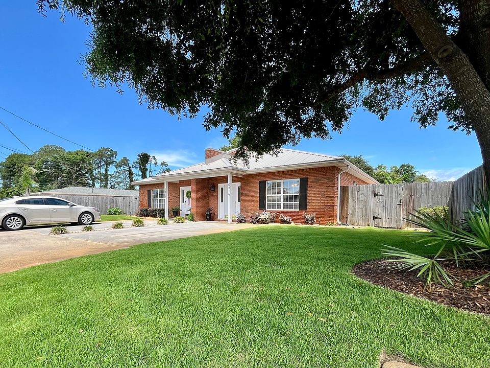 1st image of 6214 Azalea Ave