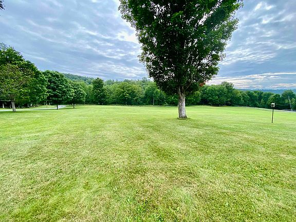4th image of 915 Peterkin Hill Road
