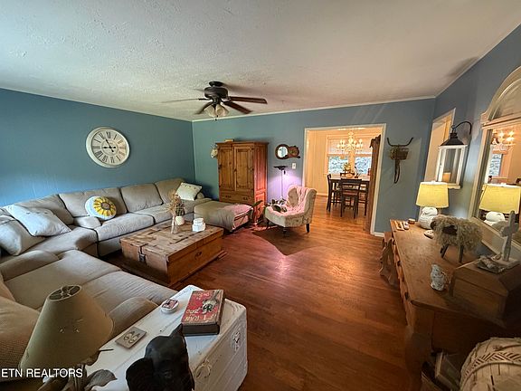 3rd image of 2816 Hardin Hill Rd