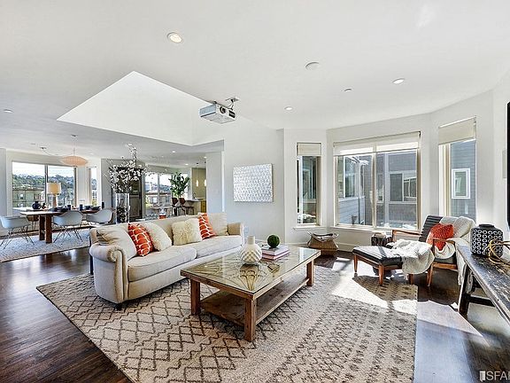 4th image of 3354 20th St #Penthouse 301