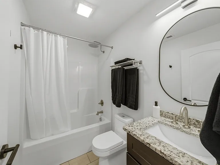 103 Marion St — Photo 22
