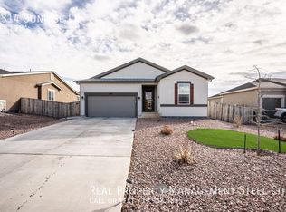 2314 Sunrise Ln, Pueblo, CO 81008