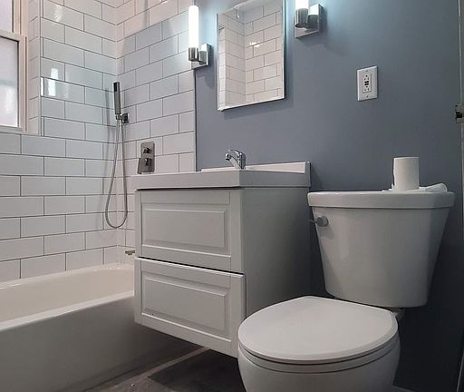 5th image of 2841 N Mulligan Ave