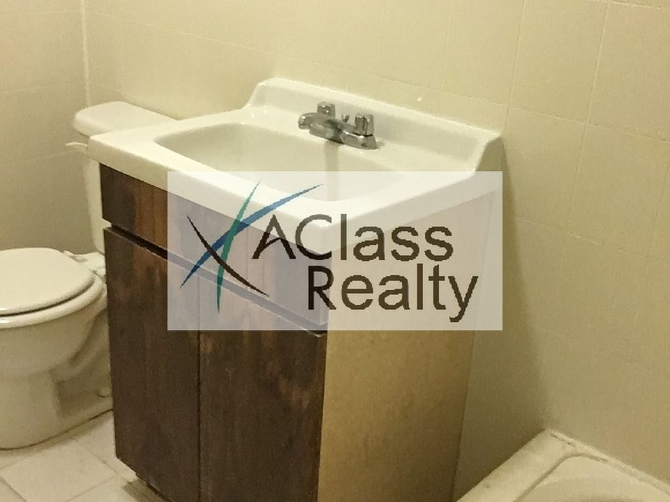 1st image of 3721 31st St #5