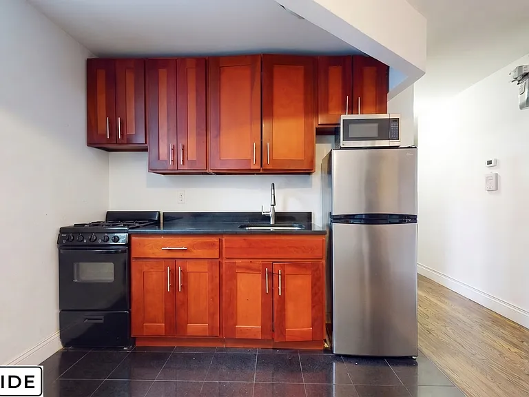 529 Broome St #2 — Photo 4