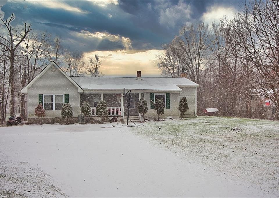 1st image of 2664 Forest Dr