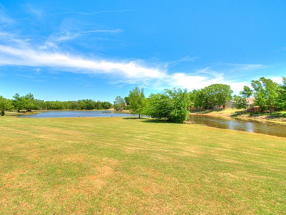 4th image of 6117 Westpark Dr