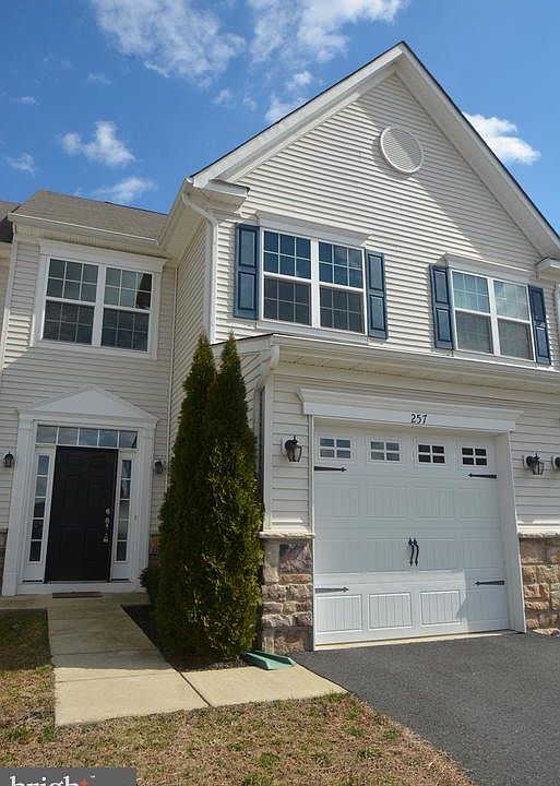 1st image of 257 Wilmore Dr