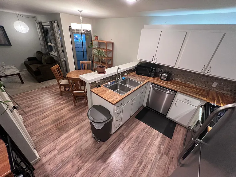 5225 Jean Rd #604 — Photo 2