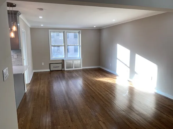 1717 East 18th Street image 1 of 18