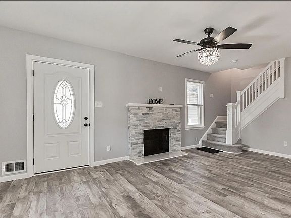 2nd image of 1307 Grant Ave