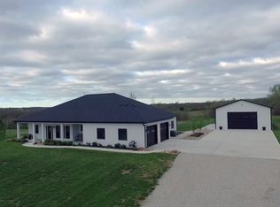 9735 NE Dale Oldfield Rd, Hamilton, MO 64644