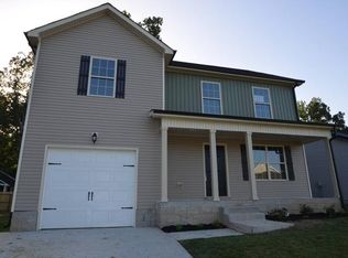 450 N Magnolia Dr, Clarksville, TN 37042
