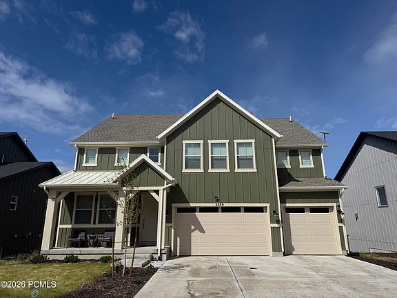 3rd image of 2559 N Wildflower Ln