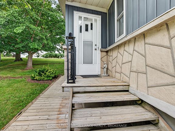 4th image of 790 Howe Island Dr