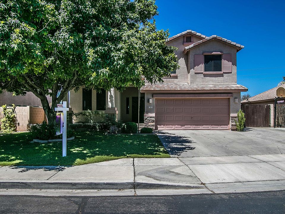1st image of 522 S Chatsworth