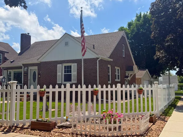 927 N State St, New Ulm, MN 56073