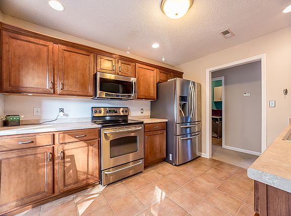 4th image of 421 Pueblo Trce