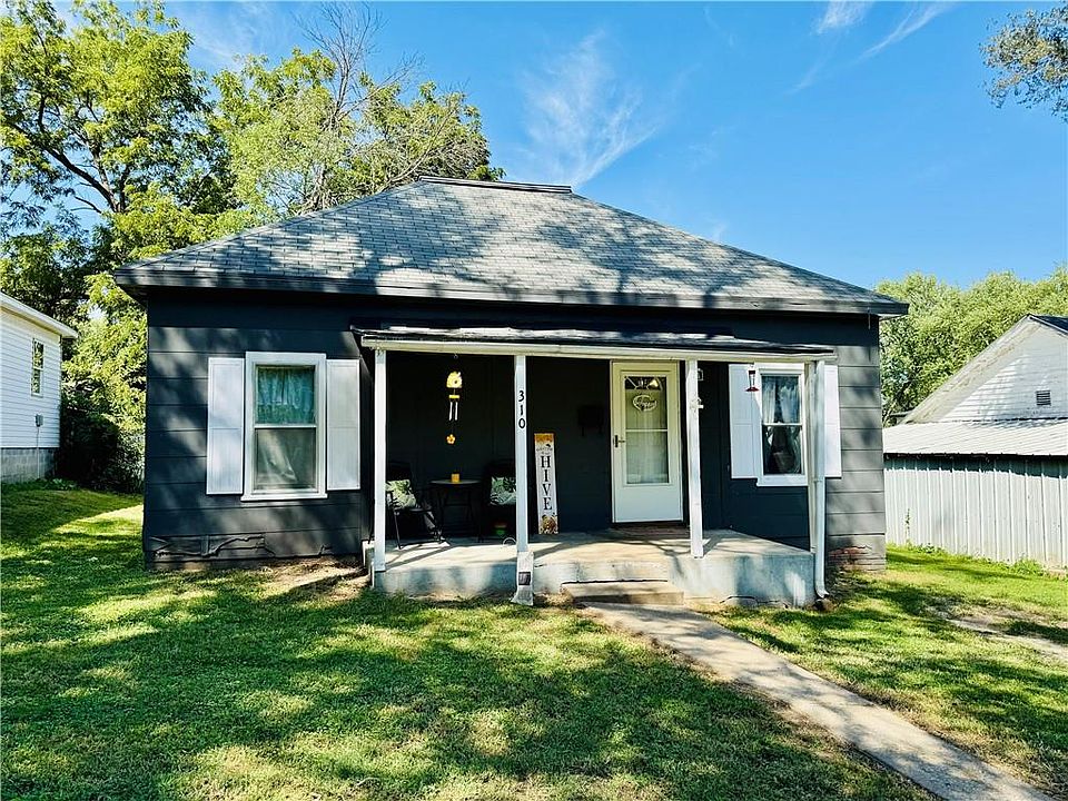 1st image of 310 College St