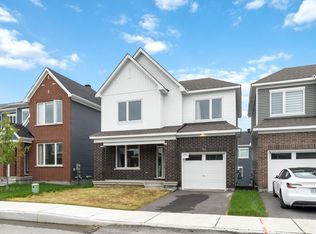 793 Eminence St, Ottawa, ON K2J6S3