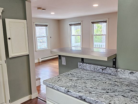 3rd image of 49 Jaffrey Rd