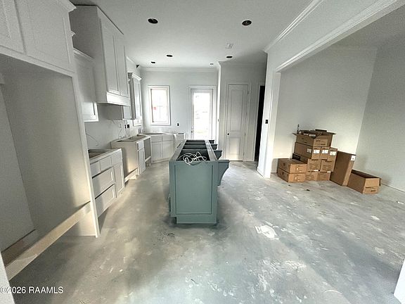 3rd image of 201 Boxview St