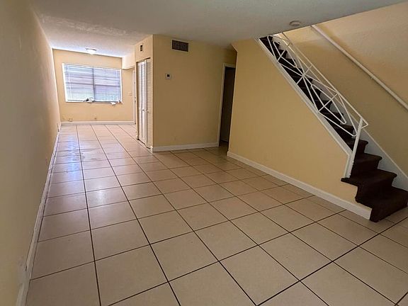 3rd image of 4700 NW 9th Ct #4700