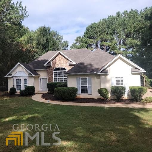 1st image of 305 Brechin Dr